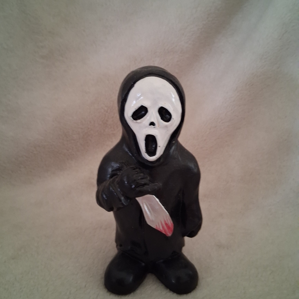 Black and White Ghost Figurine Ghostface Mini Garden Gnome